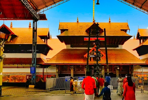 Guruvayur Temple Timings, How to Reach & Best Time to Visit