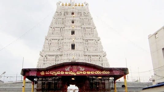 Tiruchanur Padmavathi Temple Timings, History, How to Reach & Best time to visit
