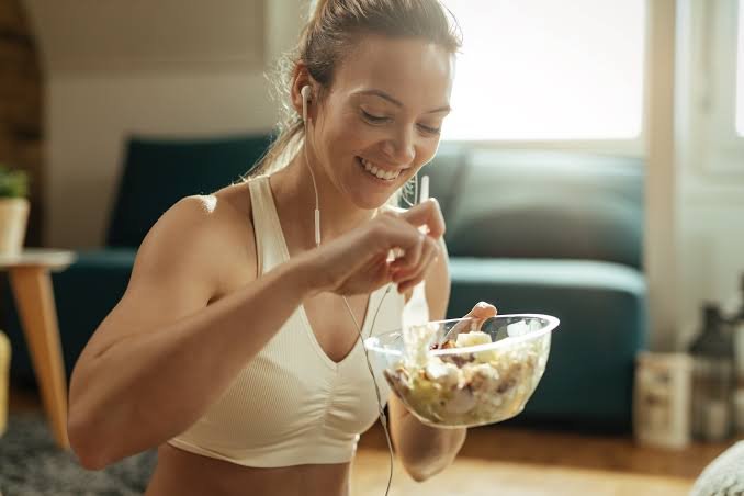 The Best Time To Eat Protein After Workouts